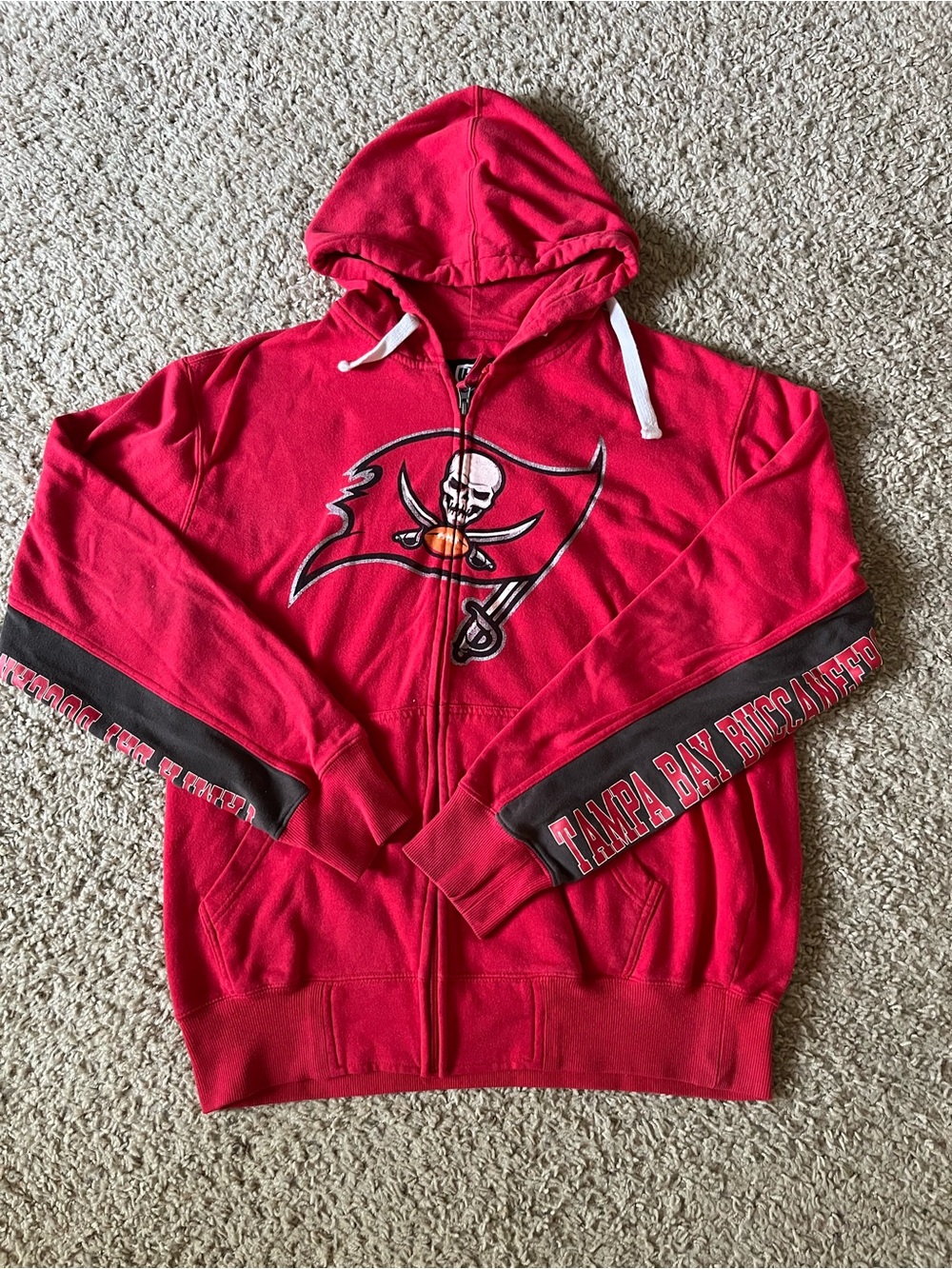 Tampa Bay Buccaneers Hands High Red Full-Zip Hoodie